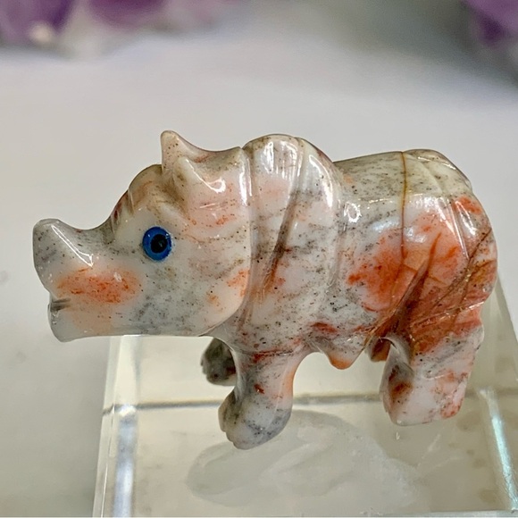 Miniature RHINO Stone Carving Mini Figurine Steatite Soapstone Animal Figure 1.5 - Picture 5 of 12